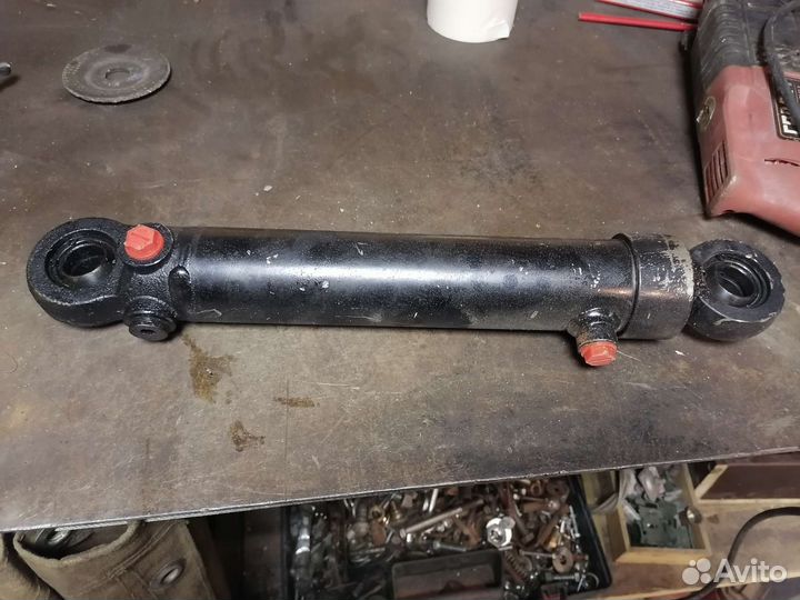 Гидравлический цилиндр гц 50.25.200. 395.0025 шс