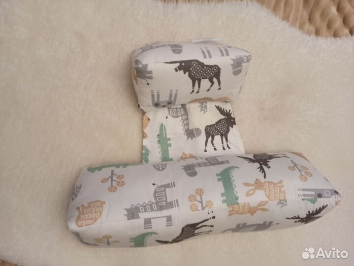 Позиционер (валик для сна новорожденных)