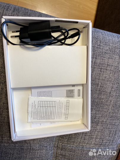 Планшет Lenovo tabM10(новый)