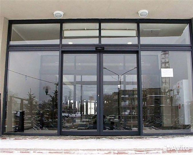 Остекление балконов под ключ