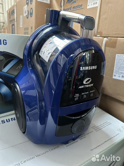 Пылесос Samsung VCC4520S36. Новый