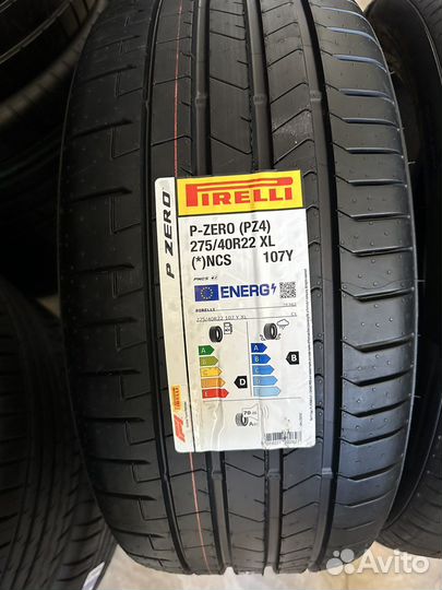 Pirelli P Zero PZ4 275/40 R22