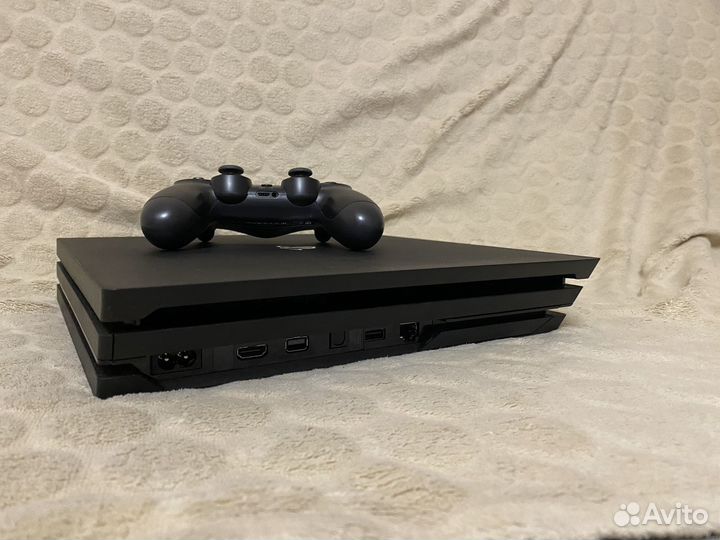 Sony PS4 pro 1tb