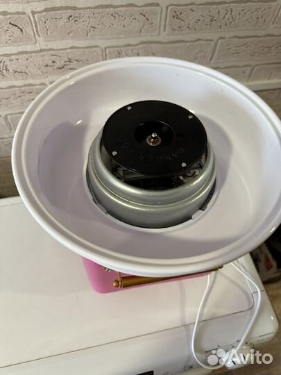 Аппарат для приготовления сахарной ваты