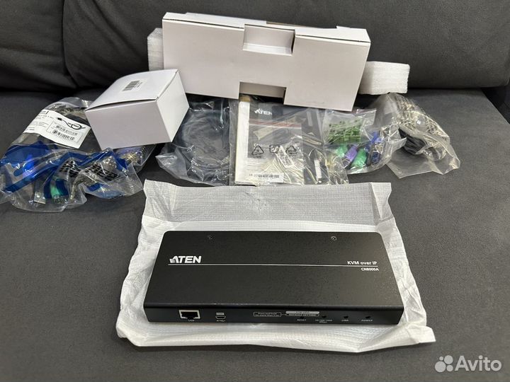 IP KVM Переключатель aten CN8000A / CN8000A-AT-G