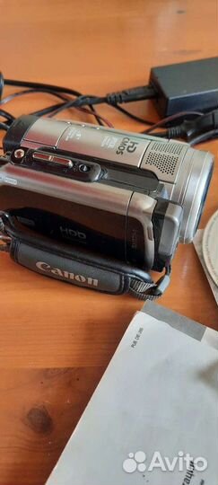 Видеокамера canon HG10