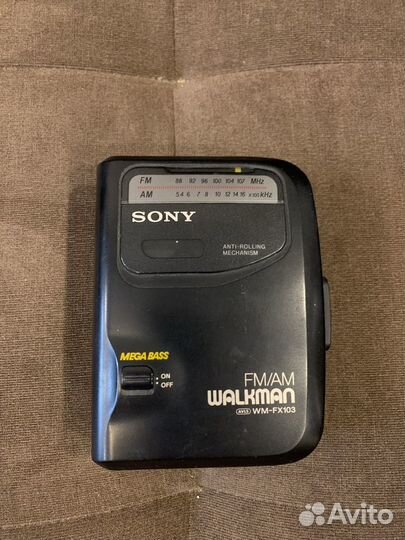 Кассетный плеер Sony Walkman WM-FX103