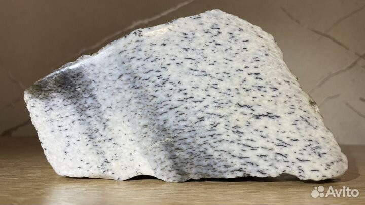 Красивейший срез нефрита полярная сова