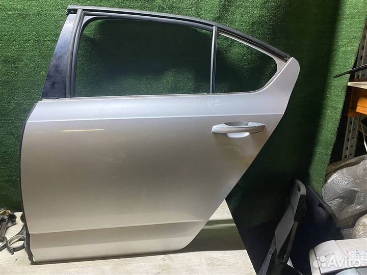 Дверь задняя левая Skoda Octavia (A7) 2013-2017
