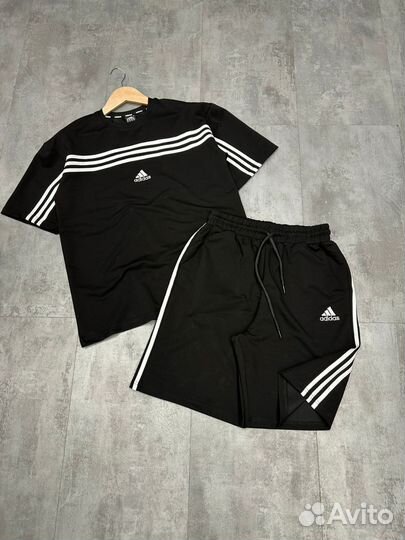 Костюм шорты и футболка adidas