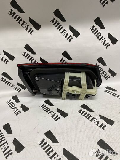 Задний правый внутренний фонарь Mercedes-Benz GLC