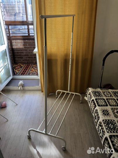 Вешалка напольная IKEA белая