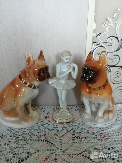 Фарфоровые статуэтки