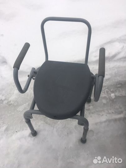 Санитарный стул туалет