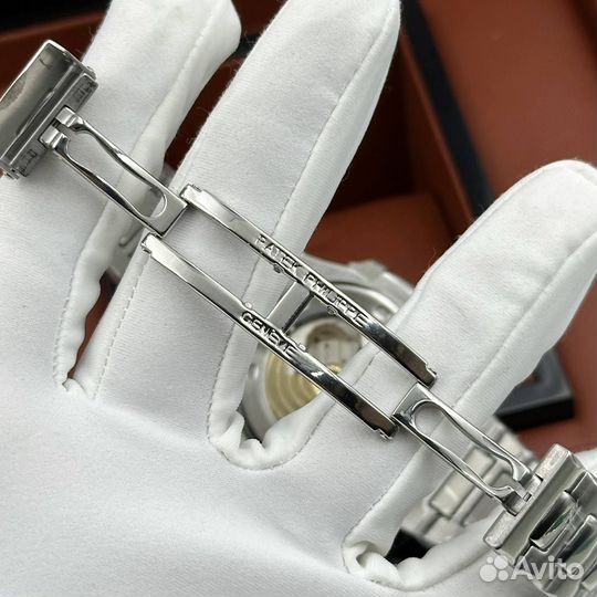 Премиальные Patek Philippe - Nautilus механика