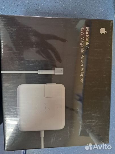 Зарядник для macbook новый