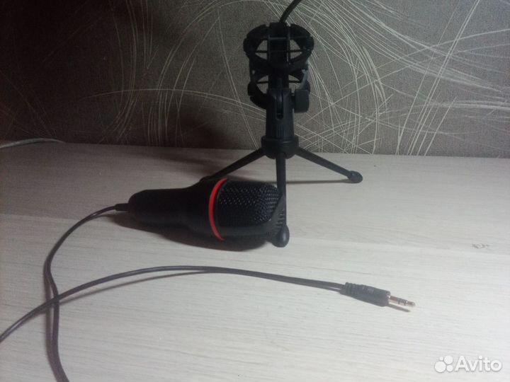 Микрофон студийный