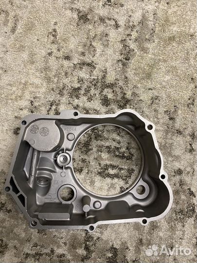 Правая крышка yx150