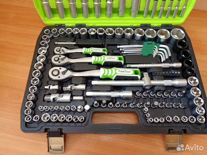 Набор инструментов 151 предмет