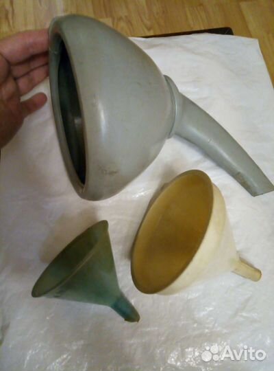 Воронка СССР пластиковые автомобильные и простые