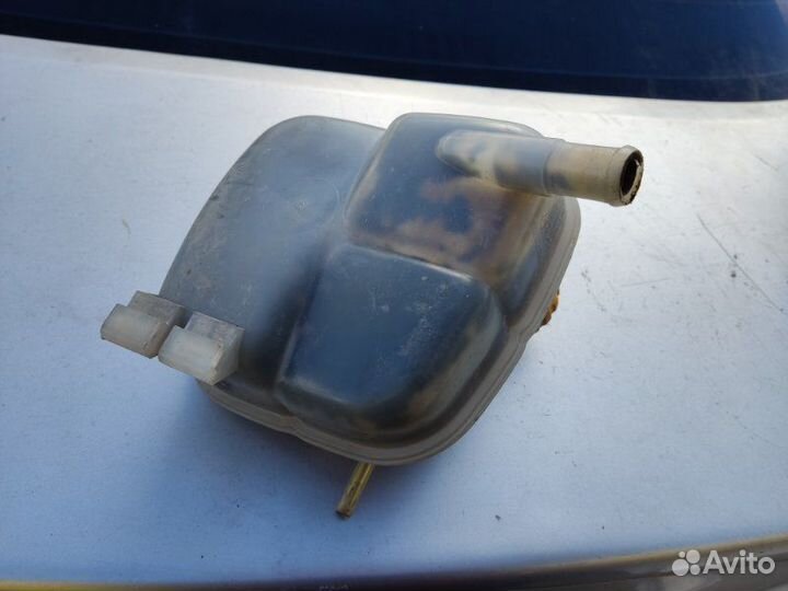 Бачок расширительный Opel Astra G хетчбек 1.6I