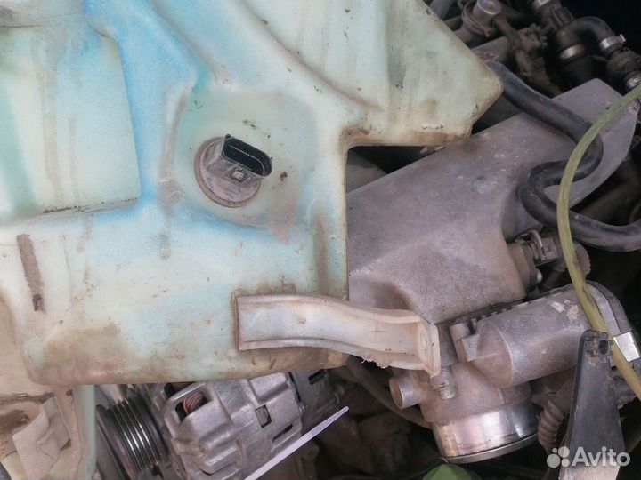 Бачок фольксваген Пассат Б5 + 2001г