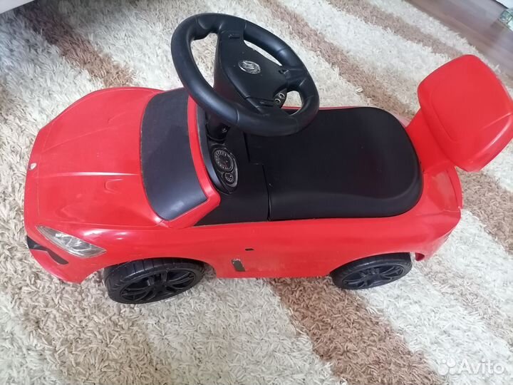 Машинка каталка толокар