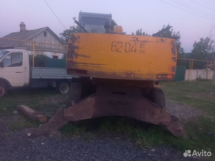 Эскаватар твкс 14