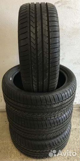 Goodyear EfficientGrip Performance 215/65 R16