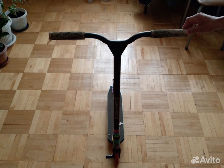 Трюковой самокат