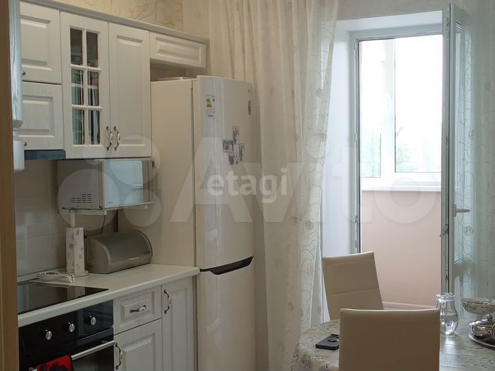 2-к. квартира, 66,1 м², 2/10 эт.