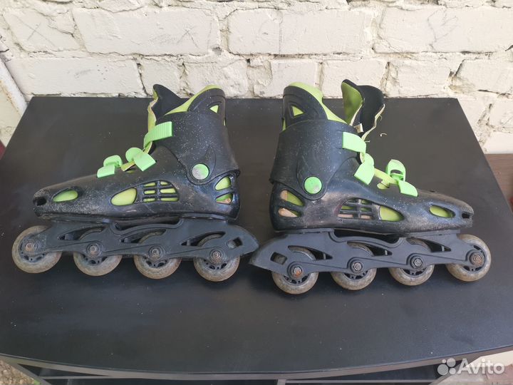 Роликовые коньки