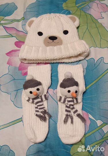 Новогодний комплект шапка и носки