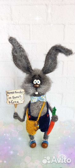 Вязаный кролик. Игрушки вязаные