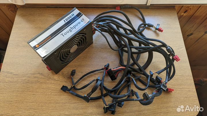 Блок питания 1000W Thermaltake Toughpower W0155