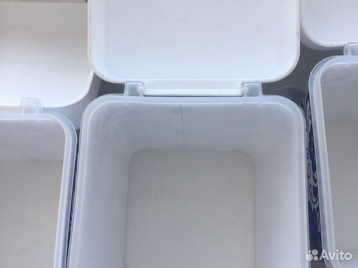 Пластиковые контейнеры для сыпучих