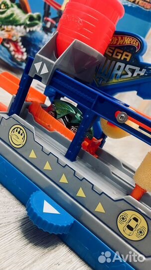 Hot wheels colour shifters mega carwash