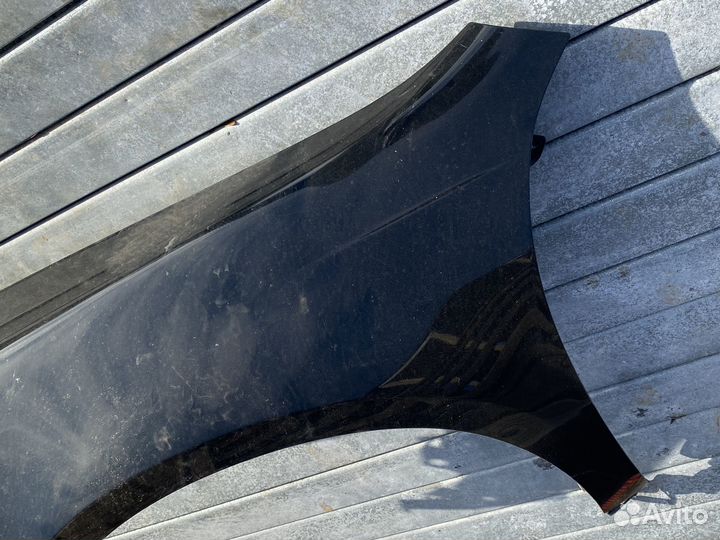 Крыло переднее левое Honda Legend KB2