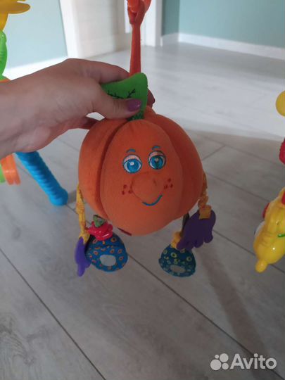 Развивающий турничок