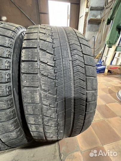 Bridgestone Blizzak VRX 245/45 R18