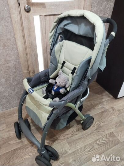 Коляска Chicco SimpliCity