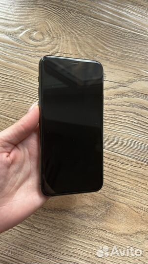 iPhone 11 Pro, 64 ГБ