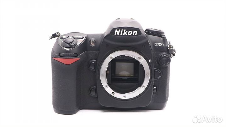 Nikon D200 body (пробег 7085 кадров)