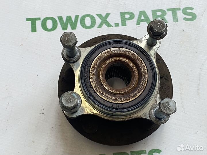 Ступица передняя Honda Legend KB1 KB2