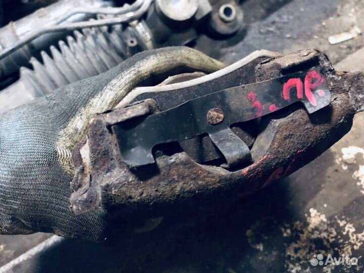 Суппорт тормозной задний Dodge Intrepid 1998-2004