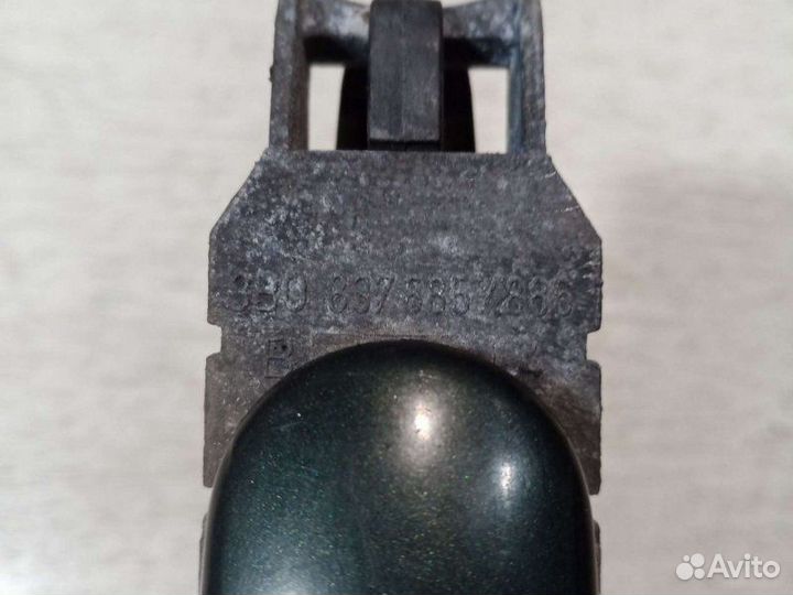 Ручка двери задняя левая Volkswagen Passat B5