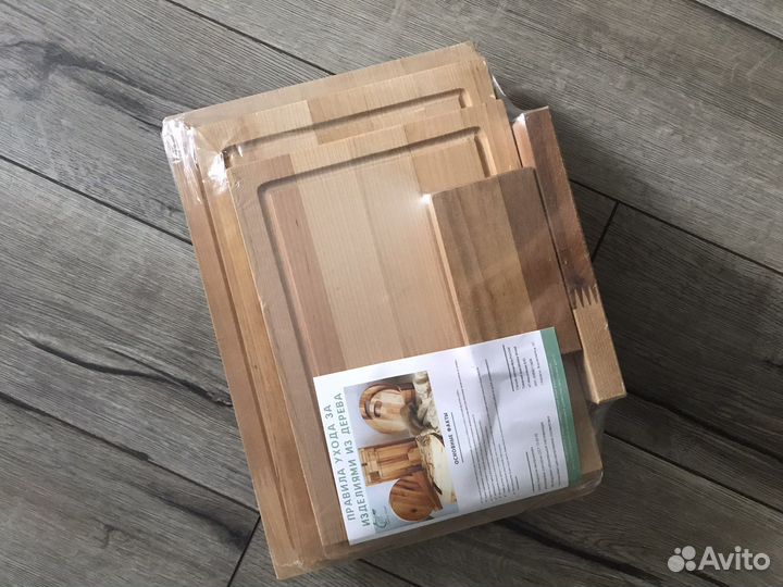 Набор разделочных досок на подставке