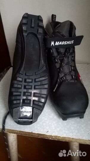 Лыжные ботинки NNN разм.32,34,43 и NN75 разм.33