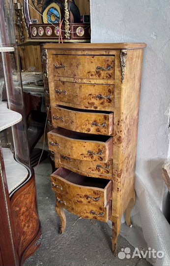 Комод. Винтаж. Антикварная мебель