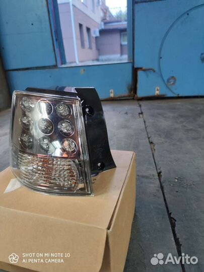 Фонарь задний левый внешний Mitsubishi Outlander X